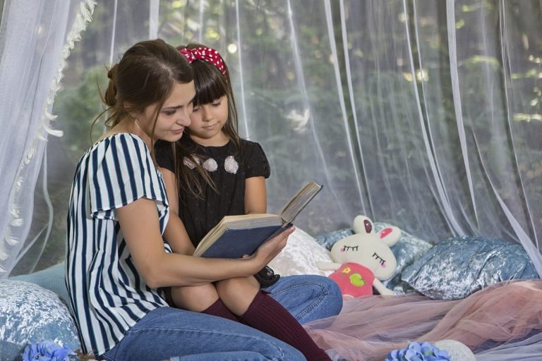 Why It’s Good to Read Aloud to Your Kids – Even the Older Ones!